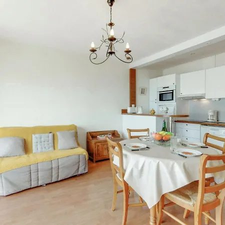By Interhome